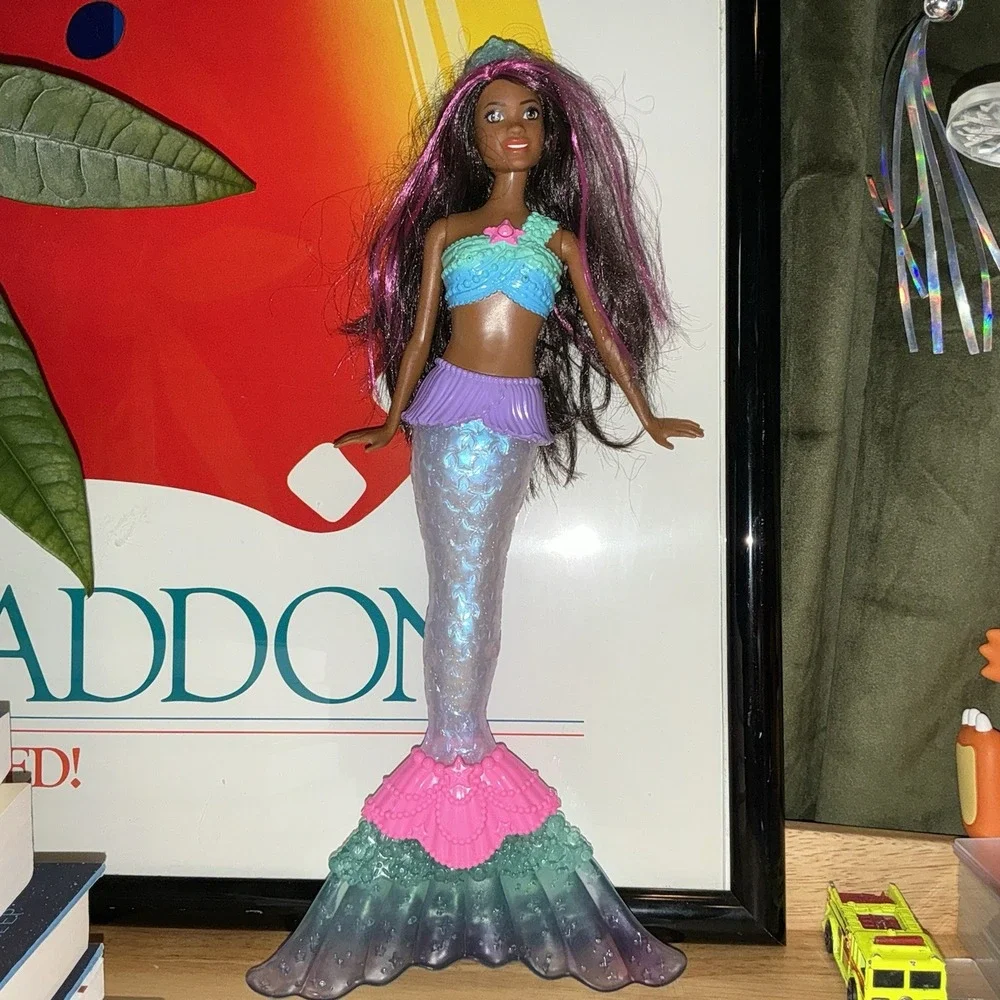 Barbie Dreamtopia Twinkle Lights 12" Mermaid Doll Water Activated African - Picture 2 of 5